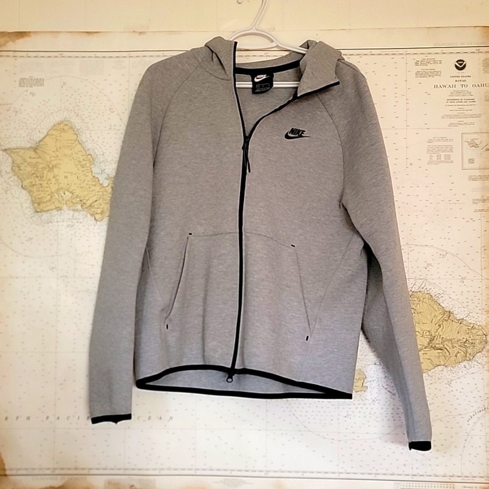 Nike sweater